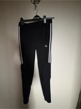 Adidas pants small